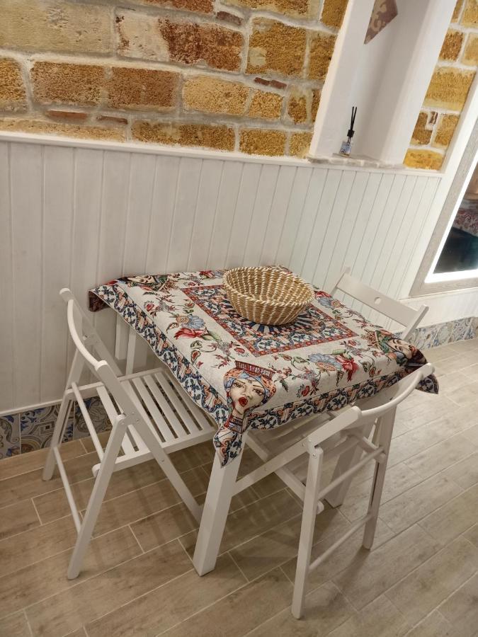 El Corazon Guest House تْشيفالو المظهر الخارجي الصورة